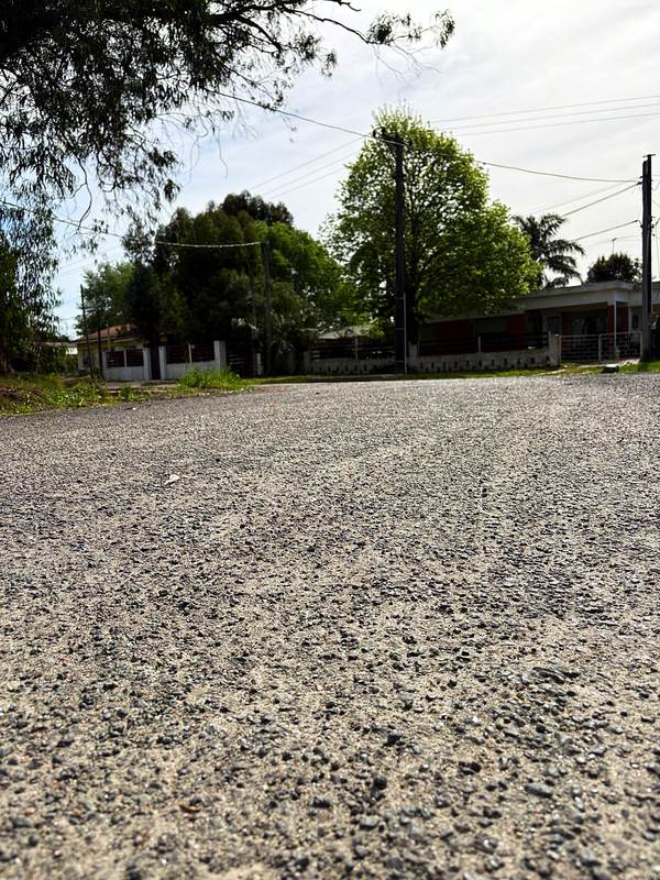 Detalle del agregado pétreo del tratamiento bituminoso